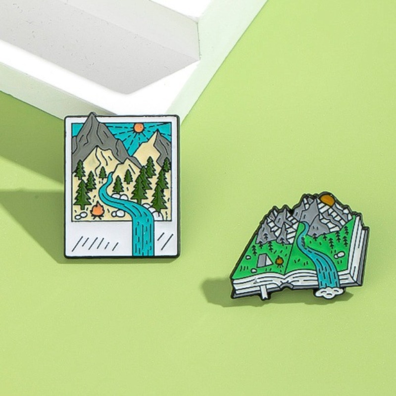 Adventure-Themed Enamel Pins:  - đánh giá và giá Outdoor Adventure Friends