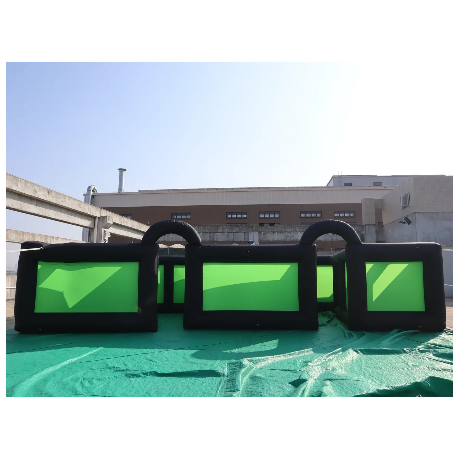 Mê cung bơm hơi ngoài trời màu - đánh giá và giá Outdoor Adventure Kids Party