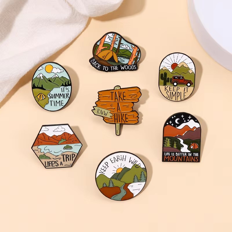 Outdoor Adventure Enamel Pins  - đánh giá và giá Outdoor Adventure Friends